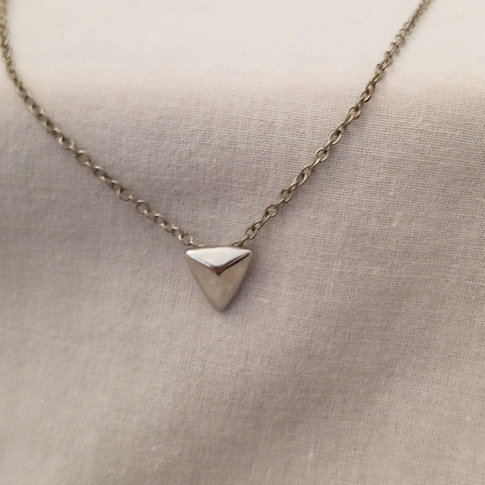 Pendant necklace